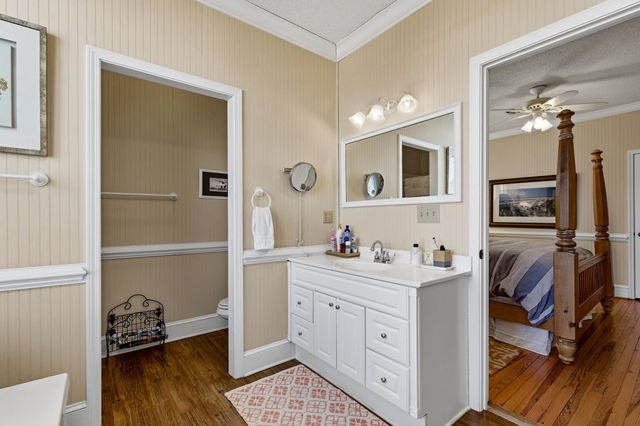 566 Yucca Ave., Garden City Beach, SC 29576