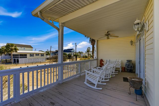 566 Yucca Ave., Garden City Beach, SC 29576