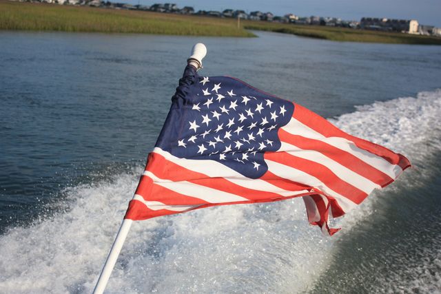 566 Yucca Ave., Garden City Beach, SC 29576