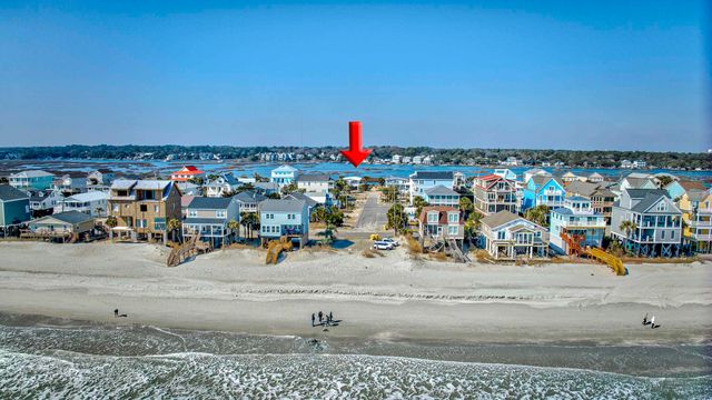 566 Yucca Ave., Garden City Beach, SC 29576