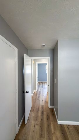 1507 N Mckinley Avenue, Champaign, IL 61821