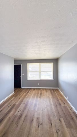 1507 N Mckinley Avenue, Champaign, IL 61821