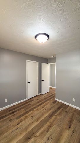 1507 N Mckinley Avenue, Champaign, IL 61821