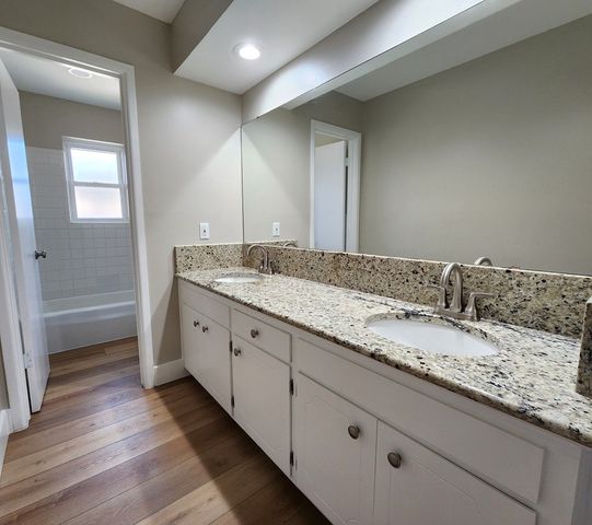 3304 Whitney Dr, Midland, TX 79705