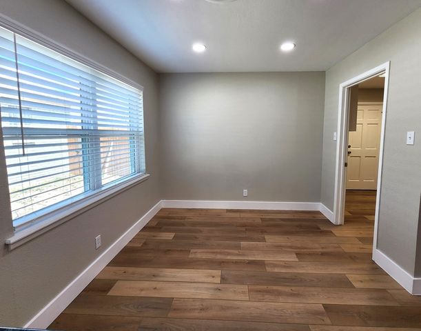 3304 Whitney Dr, Midland, TX 79705