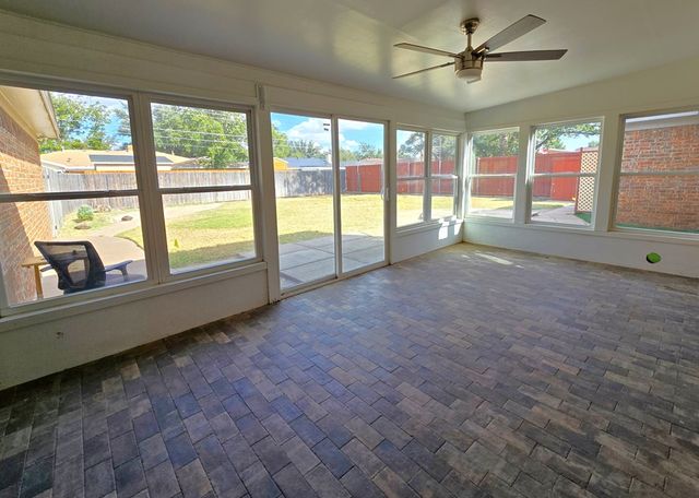 3304 Whitney Dr, Midland, TX 79705