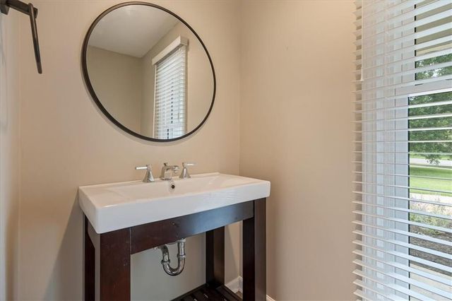 9601 W 127th Terrace, Overland Park, KS 66213
