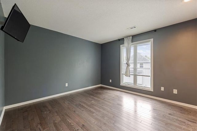 9601 W 127th Terrace, Overland Park, KS 66213