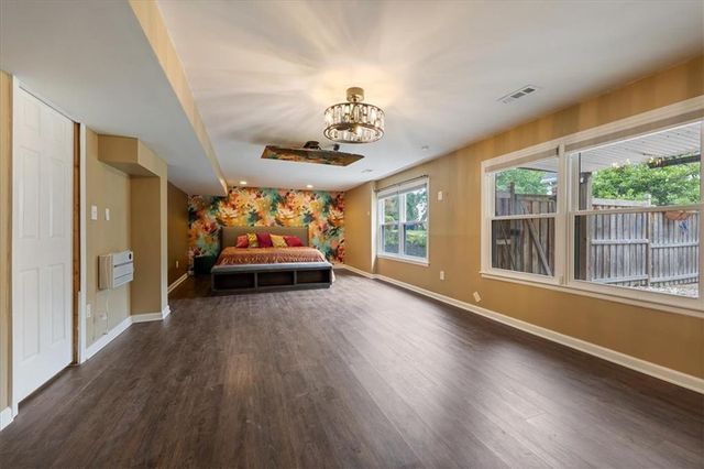 9601 W 127th Terrace, Overland Park, KS 66213