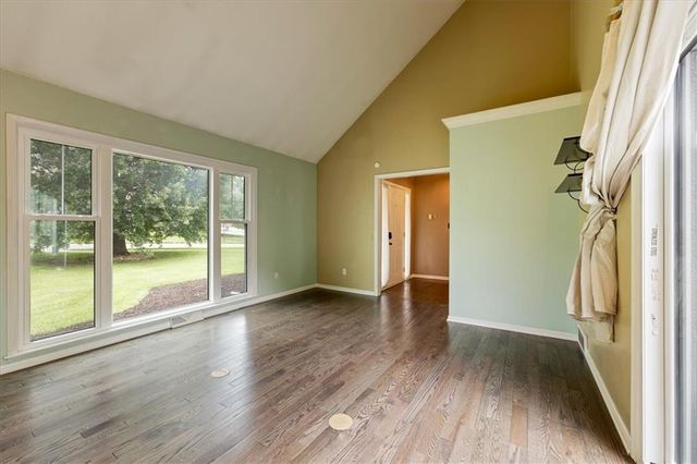 9601 W 127th Terrace, Overland Park, KS 66213
