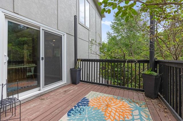 9601 W 127th Terrace, Overland Park, KS 66213
