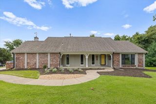 9601 W 127th Terrace, Overland Park, KS 66213