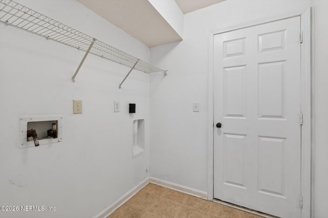 2155 ALFA ROMEO Drive, Jacksonville, FL 32246