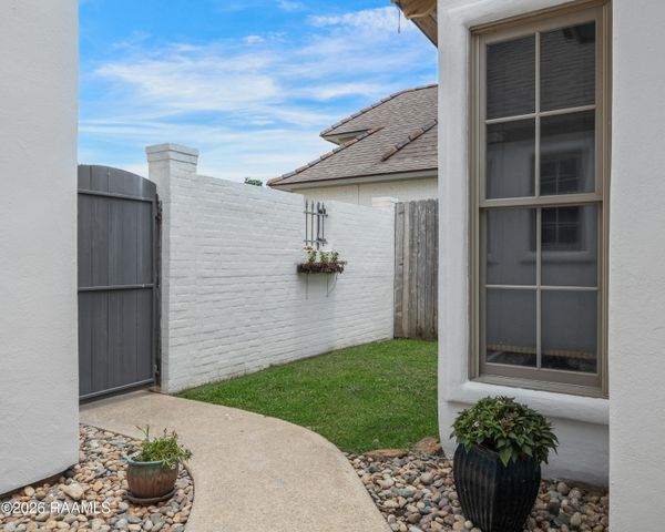 123 Croft Row, Lafayette, LA 70503