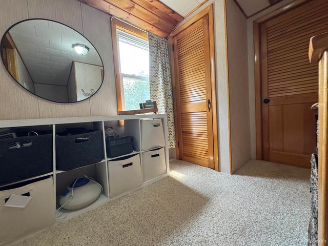 5305 E Sunset Road, Ironwood, MI 49938