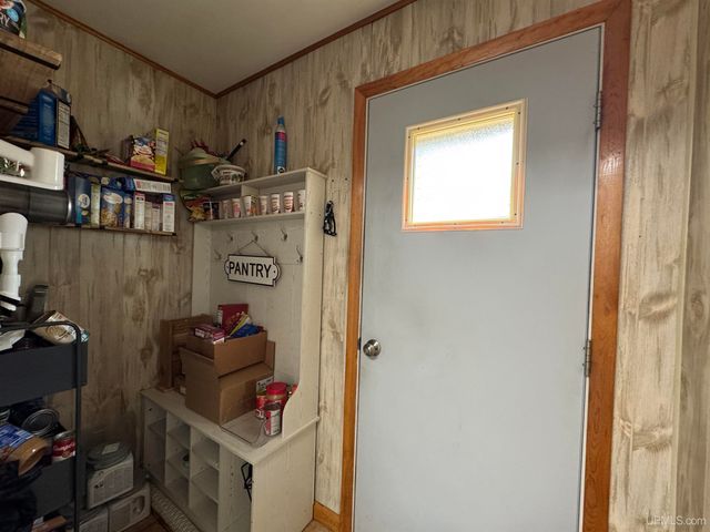 5305 E Sunset Road, Ironwood, MI 49938