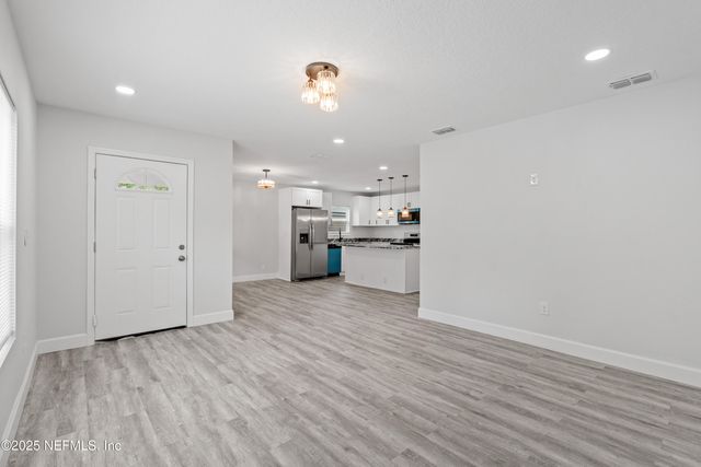 2221 JAYSON Avenue, Jacksonville, FL 32208