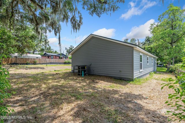 2221 JAYSON Avenue, Jacksonville, FL 32208