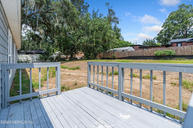 2221 JAYSON Avenue, Jacksonville, FL 32208