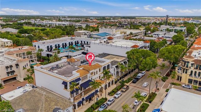 625 5TH AVE S 302, Naples, FL 34102