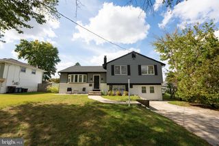 20 TILFORD RD, Somerdale, NJ 08083