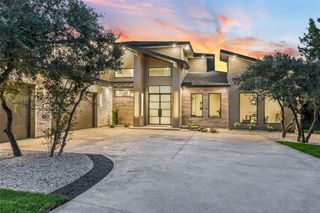 305 Shady Tree DR, Georgetown, TX 78633