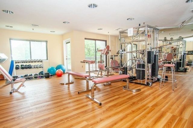 90 Quincy Shore Dr 311, Quincy, MA 02171