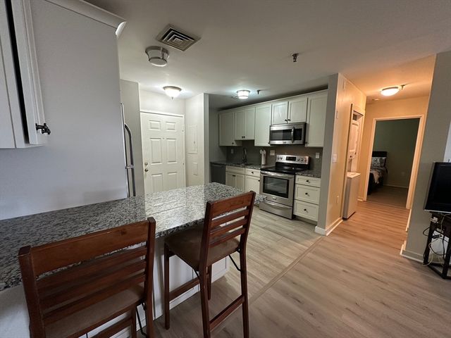 90 Quincy Shore Dr 311, Quincy, MA 02171