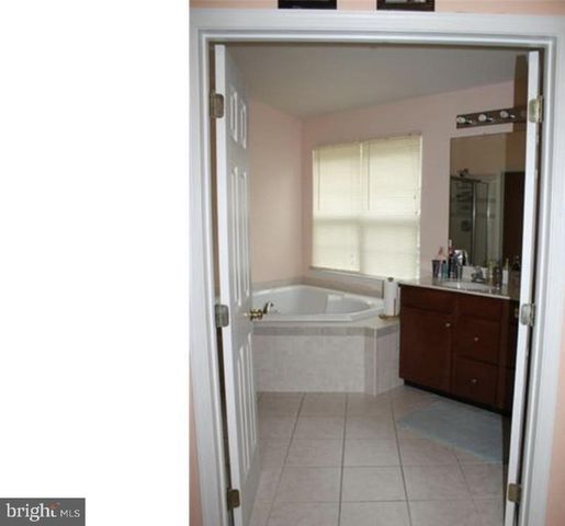 116 FRINGETREE DR, West Chester, PA 19380