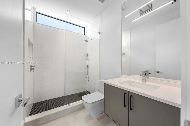2500 Middle River Drive, Fort Lauderdale, FL 33305