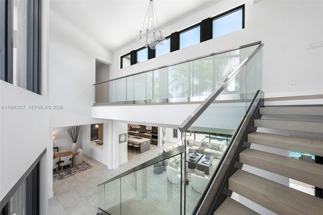 2500 Middle River Drive, Fort Lauderdale, FL 33305