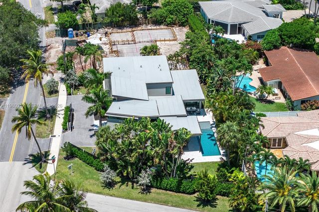 2500 Middle River Drive, Fort Lauderdale, FL 33305