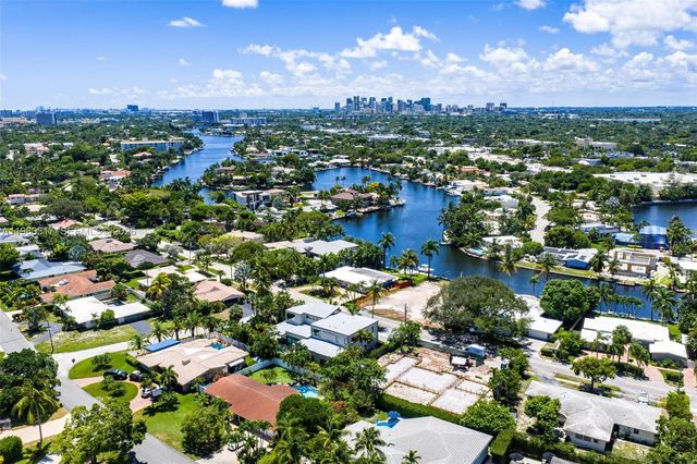 2500 Middle River Drive, Fort Lauderdale, FL 33305