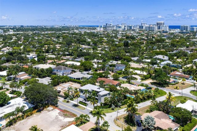 2500 Middle River Drive, Fort Lauderdale, FL 33305