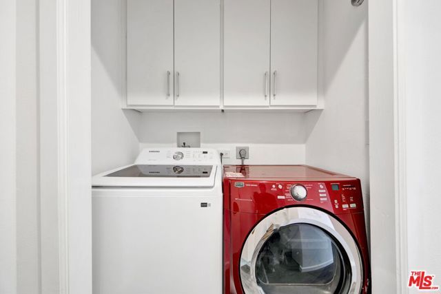 1647 Veteran Avenue E, Los Angeles, CA 90024