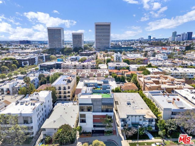 1647 Veteran Avenue E, Los Angeles, CA 90024