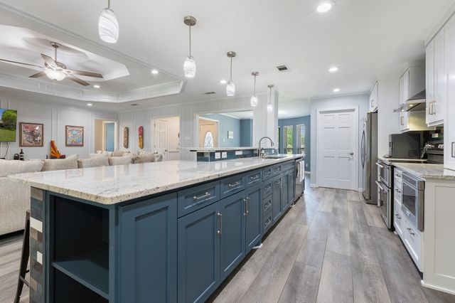 7028 Oakfield Corner Court, North Richland Hills, TX 76182