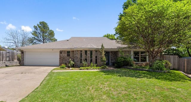 7028 Oakfield Corner Court, North Richland Hills, TX 76182