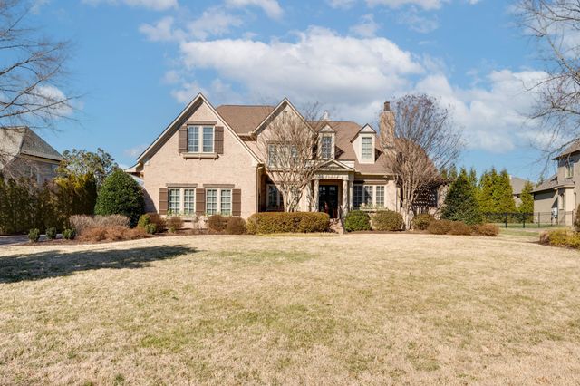 8 Spyglass Hl, Brentwood, TN 37027