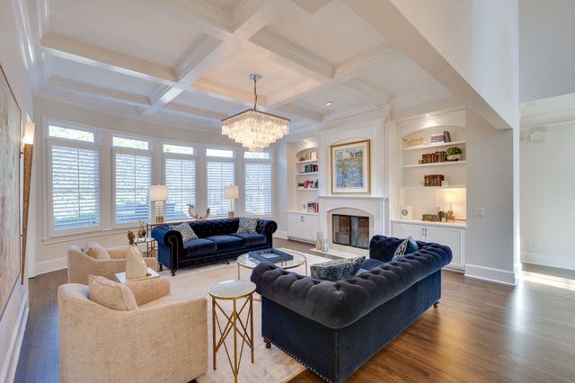 8 Spyglass Hl, Brentwood, TN 37027