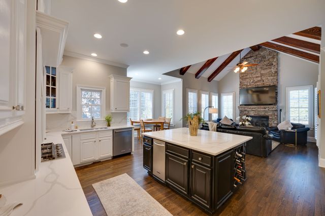 8 Spyglass Hl, Brentwood, TN 37027