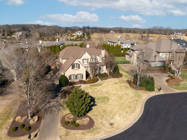 8 Spyglass Hl, Brentwood, TN 37027