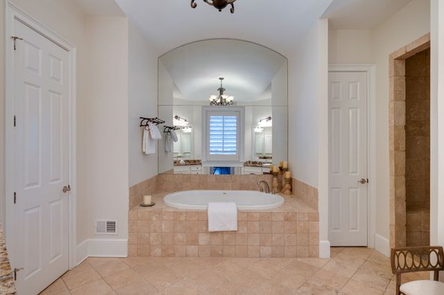 8 Spyglass Hl, Brentwood, TN 37027