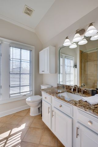 8 Spyglass Hl, Brentwood, TN 37027