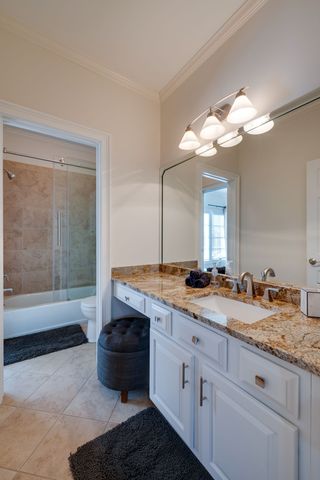 8 Spyglass Hl, Brentwood, TN 37027