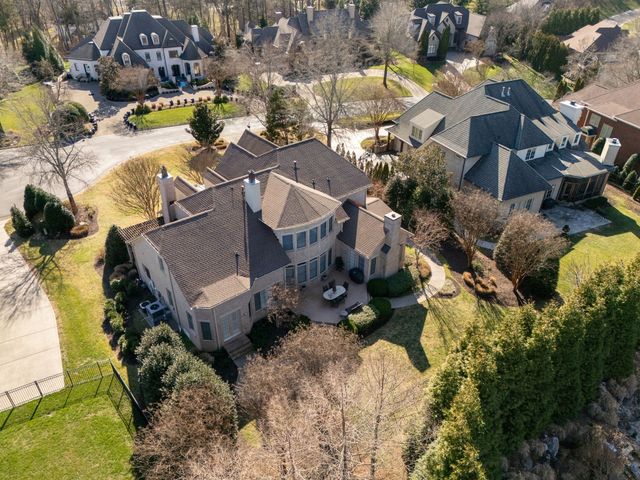 8 Spyglass Hl, Brentwood, TN 37027