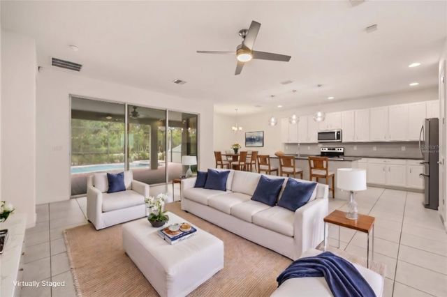 1078 CASTLEVECCHIO LOOP, Orlando, FL 32825