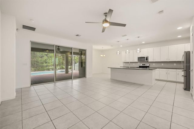 1078 CASTLEVECCHIO LOOP, Orlando, FL 32825