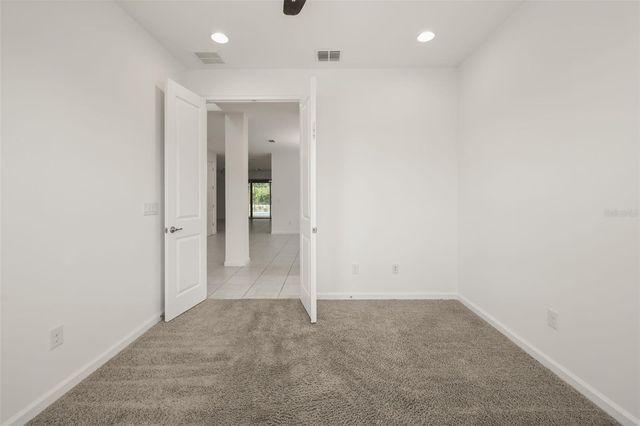 1078 CASTLEVECCHIO LOOP, Orlando, FL 32825