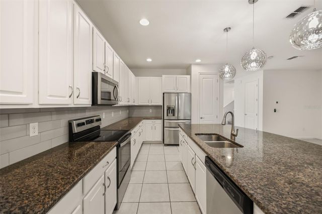 1078 CASTLEVECCHIO LOOP, Orlando, FL 32825